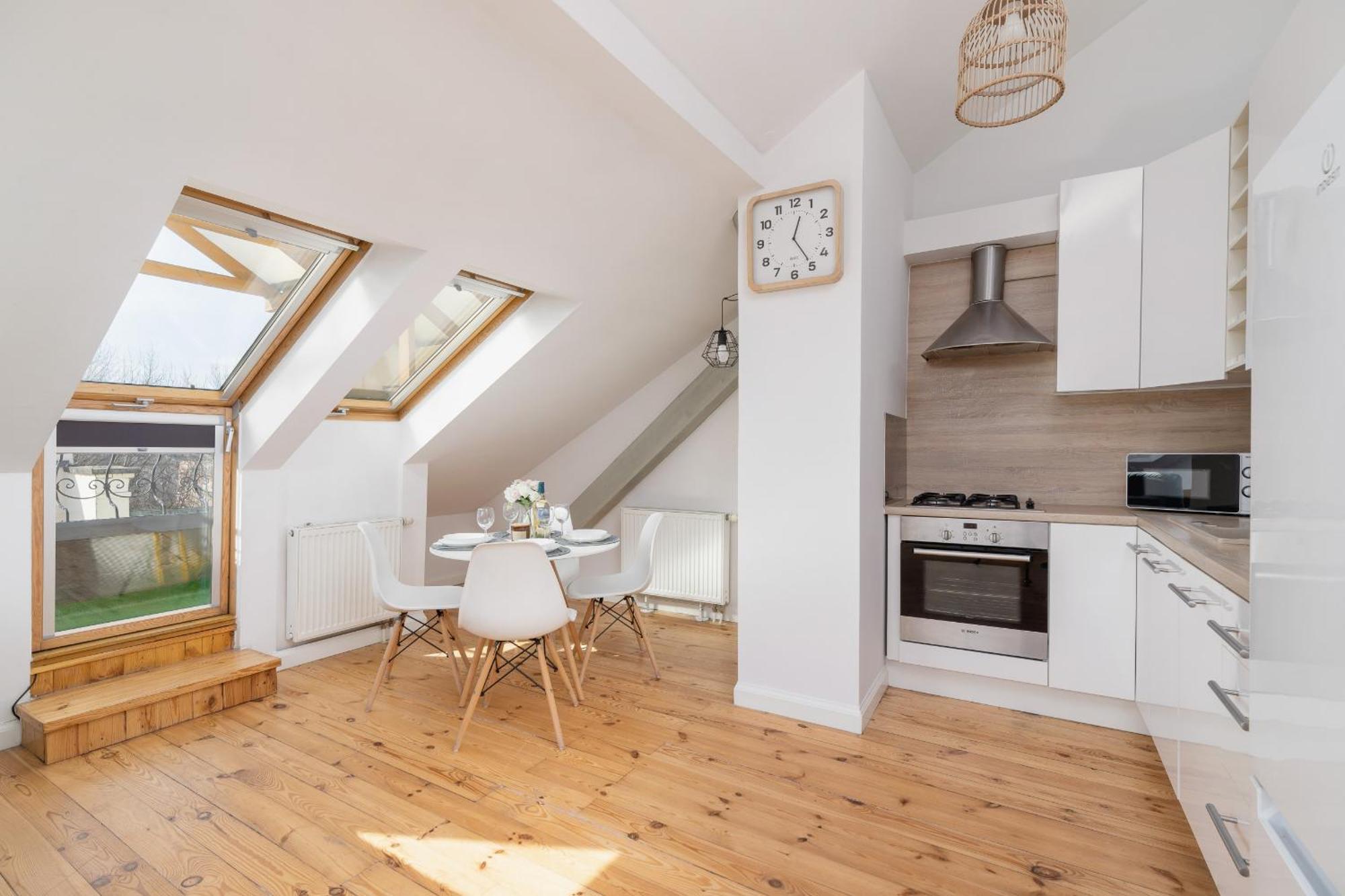 Apartment Starowislna With Ac & Pet-friendly By Renters *